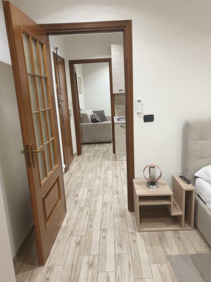 Magenta Gold - Centrale Ed Ideale Per Gruppi E Famiglie Apartment Turin Ngoại thất bức ảnh